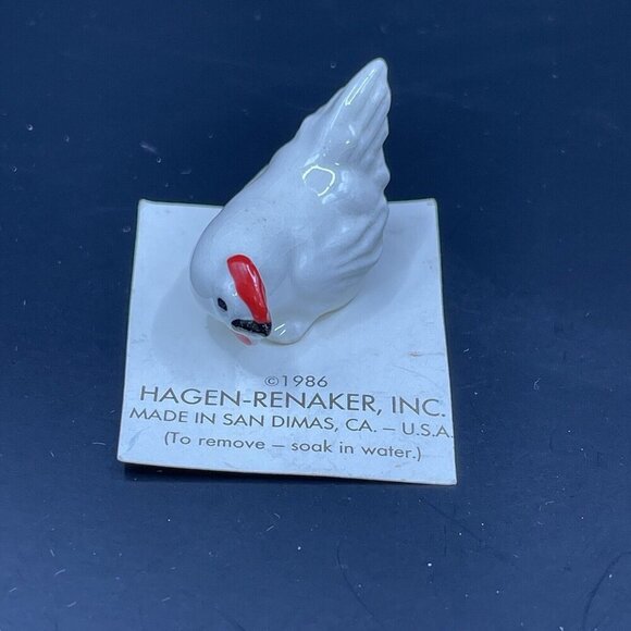 Hagen Renaker Chicken Hen Vintage Retired  1986 On Card White Red Gray - Picture 1 of 4